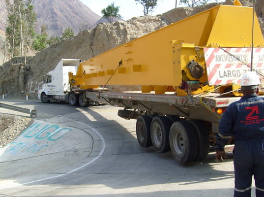 Dimensiones de la carga en el vehículo industrial